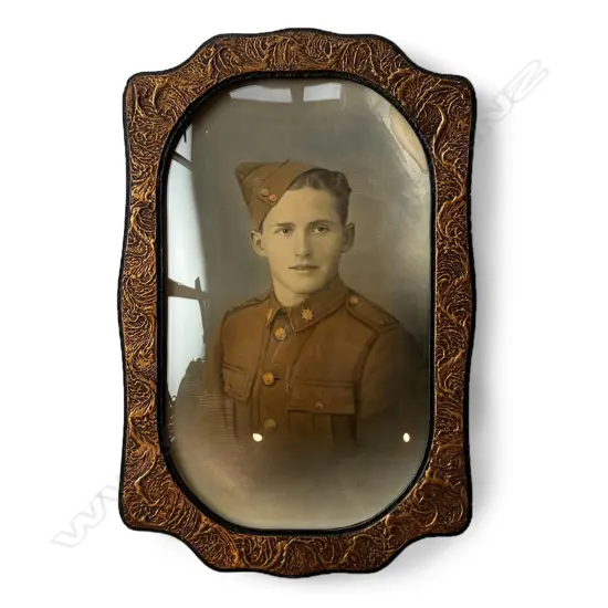 Unidentified photographer 'New Zealand soldier', c.1940,